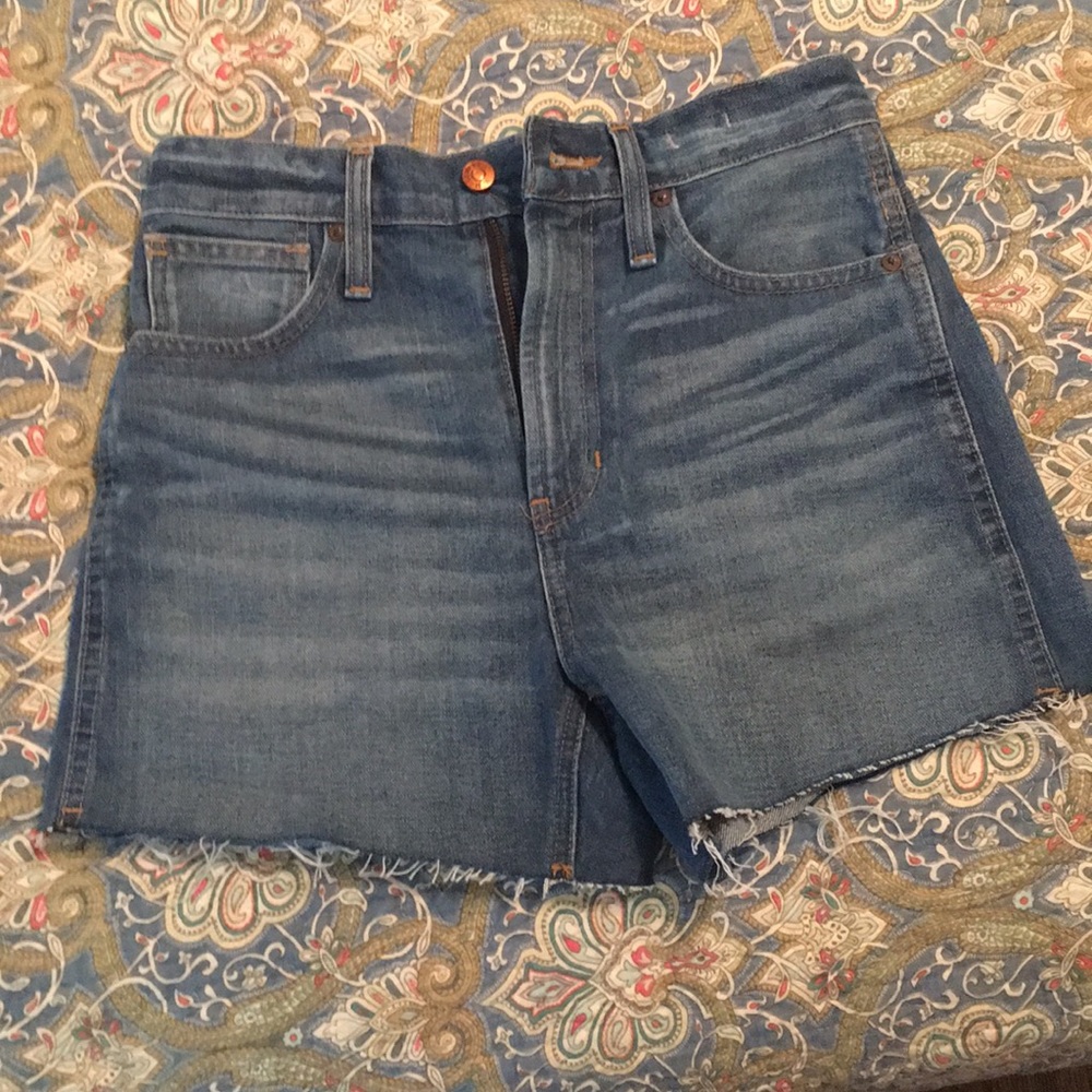 The Perfect Jean Short